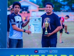 SAS Serahkan Trofi Juara Tiga Bersama di Mentari Cup 1 2026, Apresiasi Turnamen Usia Madya**